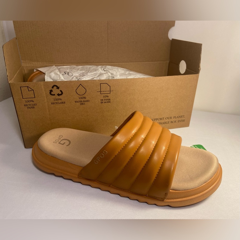 Giftable ~ Womans ~ GPOS ~ Slides Khaki ~ Sz 11 / 42 W ~ NWT Cushioned Insoles